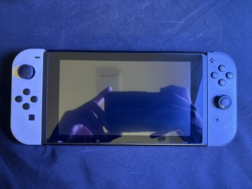 Nintendo switch black console - nintendo,